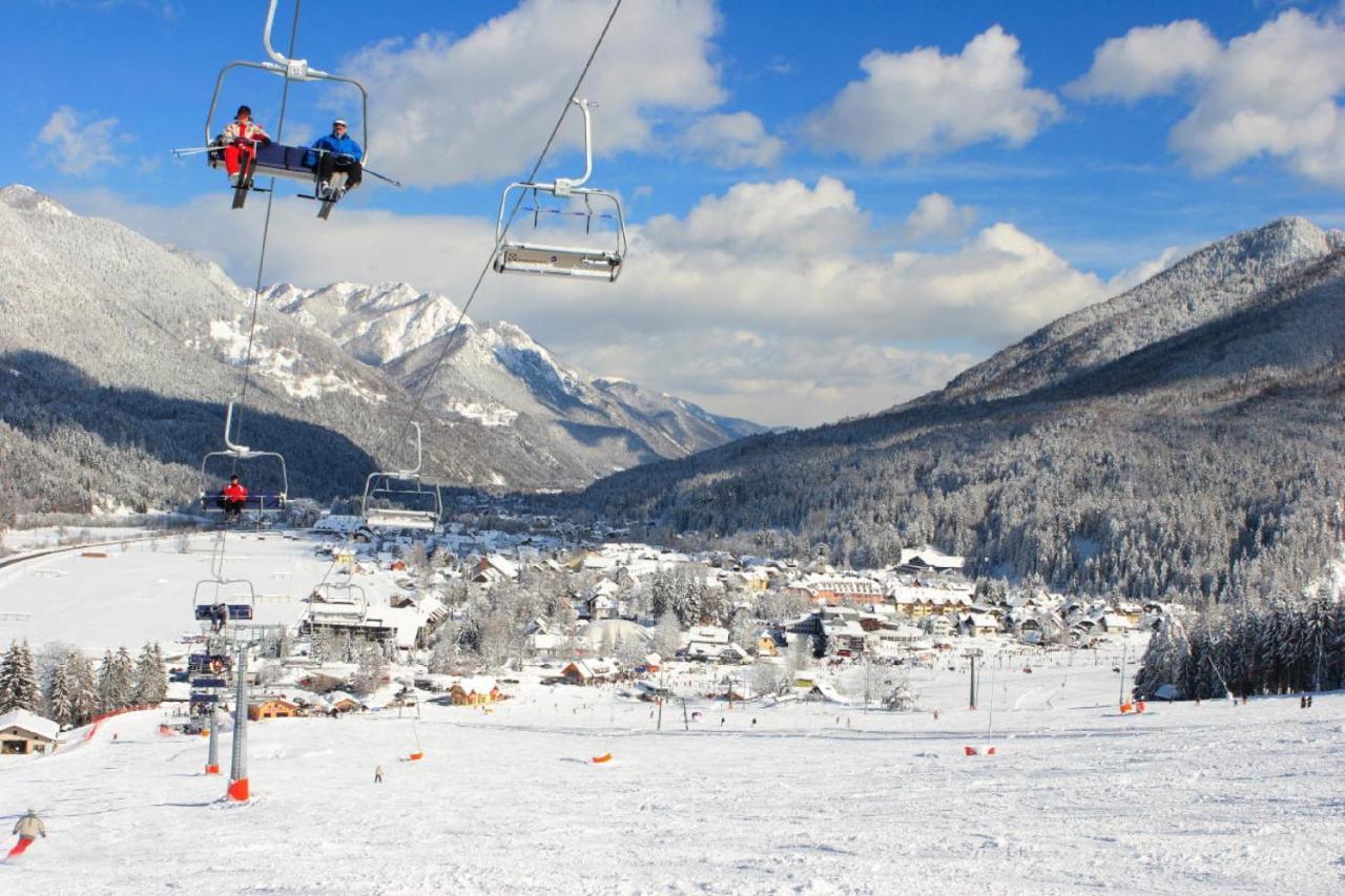 Kronau Chalet Resort Kranjska Gora Exterior foto